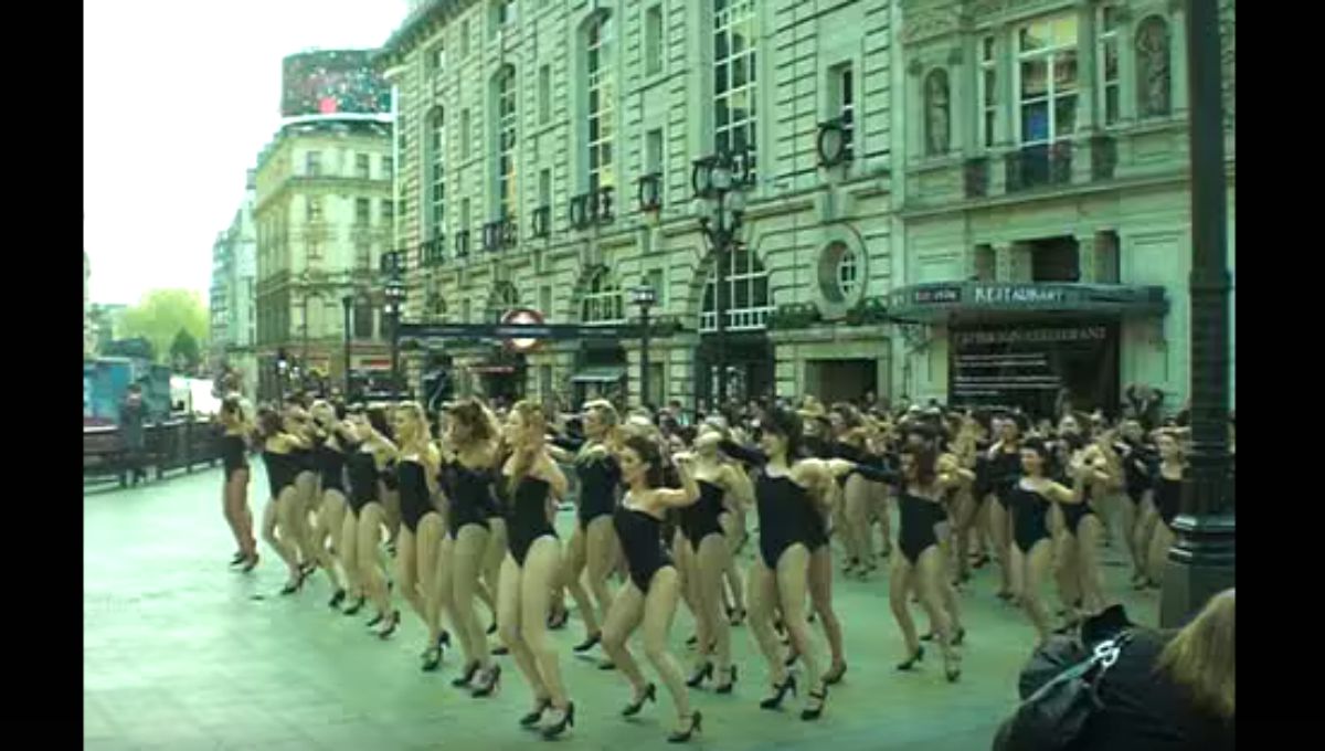 flashmob beyonce single ladies